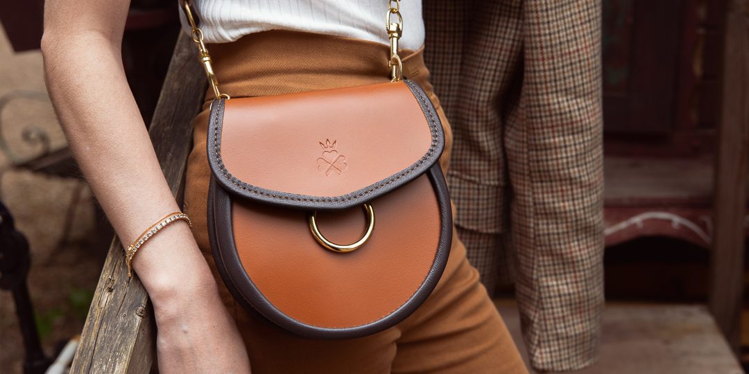 Brighton Fashion Photographer Captures Nixey Bags in a Stylish Outdoor Shoot