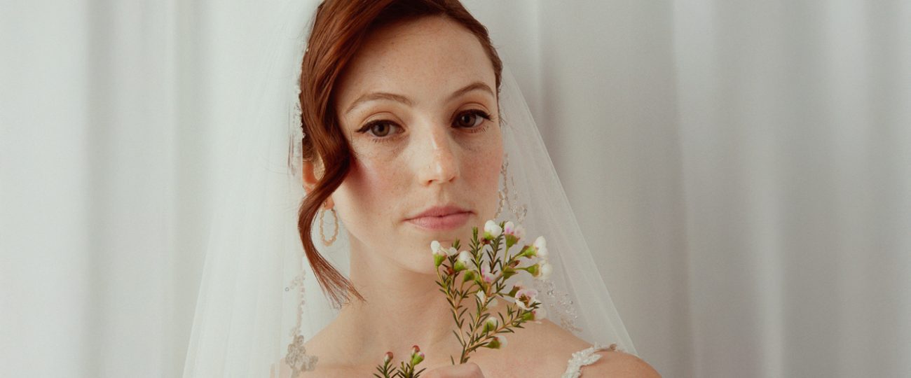 Bridal Beauty in Soft Light – A Studio Shoot in Brighton