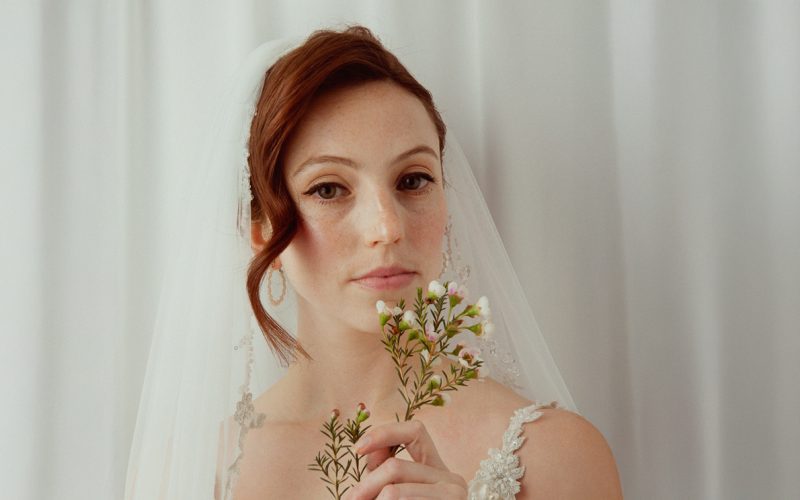 Bridal Beauty in Soft Light – A Studio Shoot in Brighton